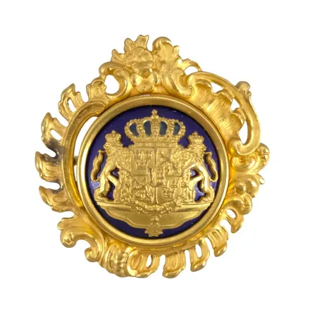 Brosch Stora Riksvapnet Sverige, förgylld metall, blå emalj, mått 39x40,5 mm, tillverkare C.C.SPORRONG & Co Stockholm, felfri emalj, fint skick, vikt 23,4 gram