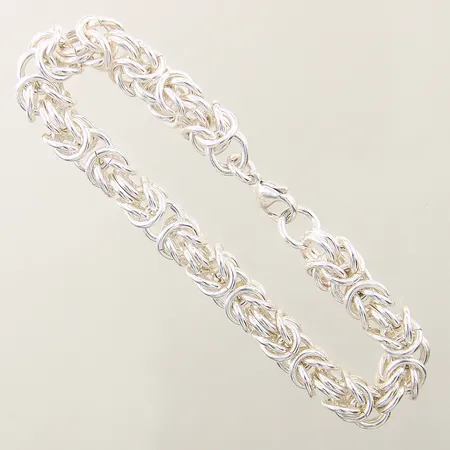 Armband drottninglänk längd 21cm bredd 8,7mm något skev silver 925/1000 Vikt: 48,7 g