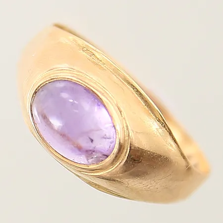 Ring med lila sten stl:17¼ bredd 2,5mm Alton 18K  Vikt: 2,3 g