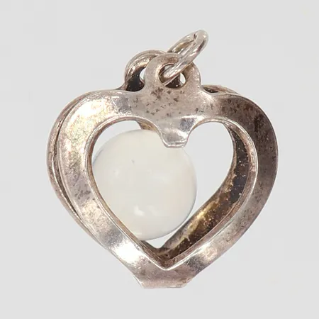Hänge hjärta med sten 16x14mm ink ögla Silver 830/1000.  Vikt: 1,7 g