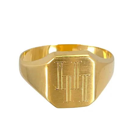 Klackring, 18K guld, monogram HH, Guld Carlsen (CCC), stl:21,0 mm, bredd 4-12 mm Vikt: 3 g