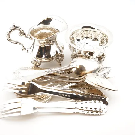 Diverse silver, 830/1000 Vikt: 485 g