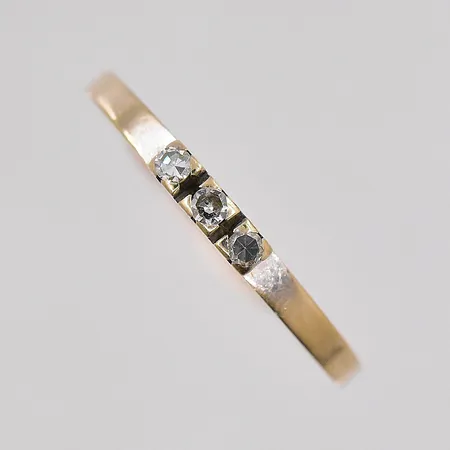 Ring med diamanter 3x ca 0,02ct stl:17, 18K Vikt: 1,2 g