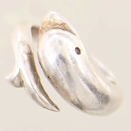 Ring delfin stl:15¾ bredd:4-13mm, silver 925/1000 Vikt: 4,8 g