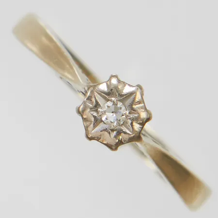 Ring med diamant, 1 x ca 0,02ct, vitguld, importstämplad, stl:16½, 18K Vikt: 2,1g Vikt: 2,1 g