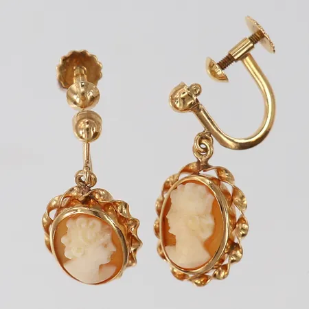 Ett par örhängen med Kamè 21x10mm skruvlås, 18K.  Vikt: 1,9 g