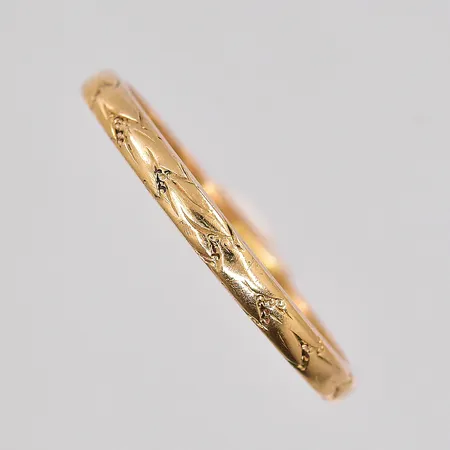 Ring stl:18¼, 18K Vikt: 2,1 g