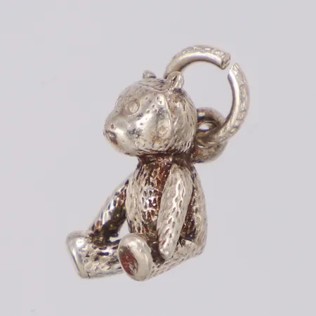 Hänge Björn längd 12,5mm bredd 8,3mm silver 830/1000 Vikt: 1,6 g