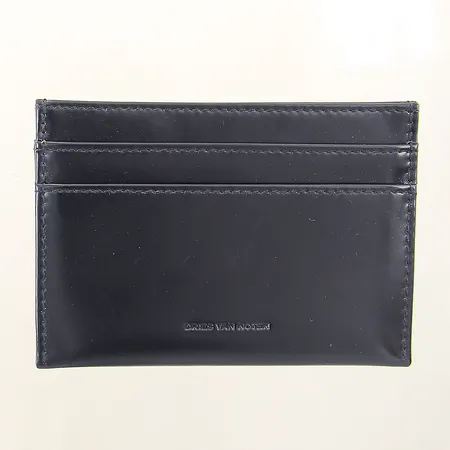 Korthållare Dries Van Noten mått 10x7cm, kopia av order från Mr Porter, läder med mindre repor, inga övriga tillbehör 