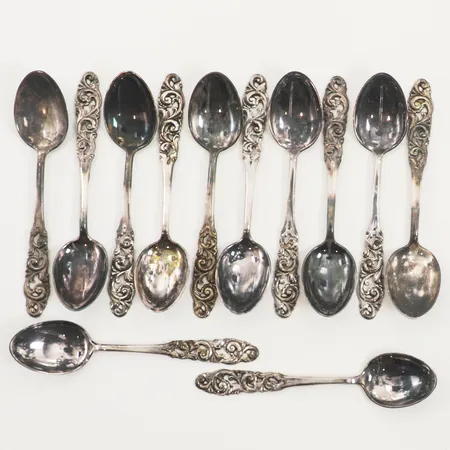 Tolv moccaskedar ca 10cm, Norskt Mönster, 830/1000 silver Vikt: 105 g