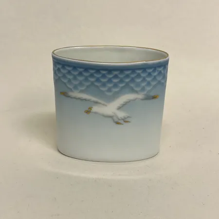 Tandpetarställ, Bing & Gröndal, Blå Måsen, porslin, nr 369, höjd 6,5cm, andra sortering