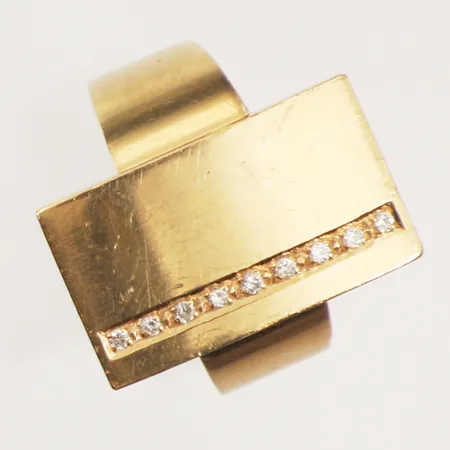 Ring med diamanter 9x ca 0,01ct, stl 17¾, bredd 5-20,5mm, repig, Svedmars Guldsmedsaffär AB 2008, 18K Vikt: 18,5 g
