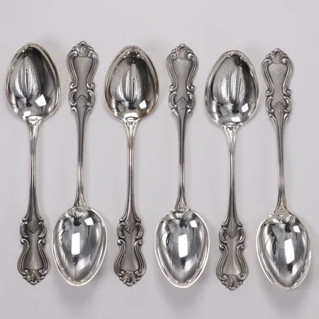 6 Kaffeskedar, modell Olga, längd 11,8cm, gravyr, silver 830/1000 Vikt: 78,8 g