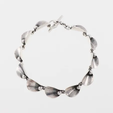 Armband silver N.E From Danmark,längd ca 18.5 cm,bredd 10.8 mm. Vikt: 13,2 g