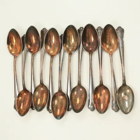 Tolv teskedar, längd 10,8cm, bredd 11-22mm, GAB, Silver 830/1000, 120,4g Vikt: 120,4 g