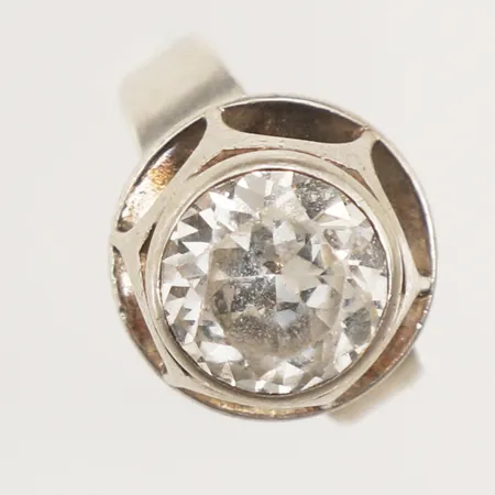 Ring med bergkristall, stl 15¼, bredd 2,4-14mm, Alton Falköping 1968, skev, skadad sten, 830/1000 silver  Vikt: 5,7 g