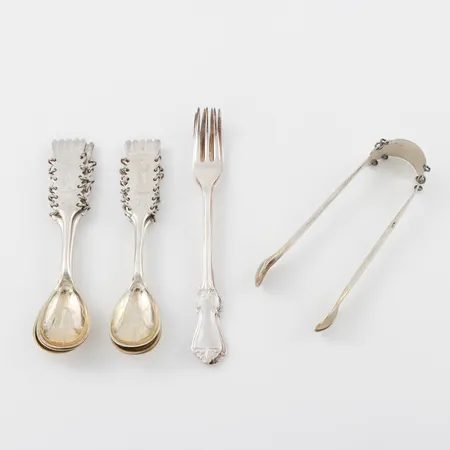 Diverse silverbestick 830/1000. Vikt: 139 g