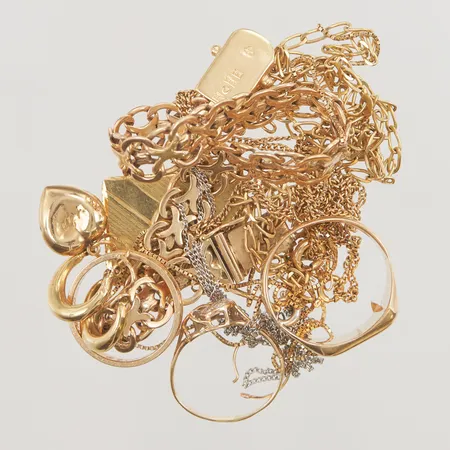 Diverse guld, defekt/gravyr, 18K 41,1g.