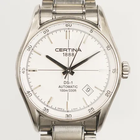 Herrur Certina DS-1, stål, automatisk, 39mm, refnr C006407A, serienr 11BC0146248, datum, glasbaksida, repig stållänk ca 17cm, inga tillbehör.