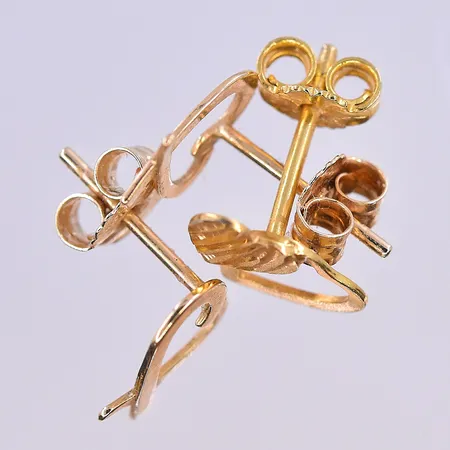 Diverse guld, 18K. Vikt: 0,8 g