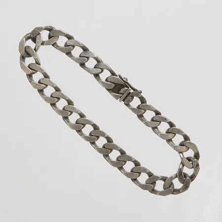 Armband Pansar, längd ca 21cm, bredd 8,5mm, slitage, 925/1000 silver Vikt: 34,3 g