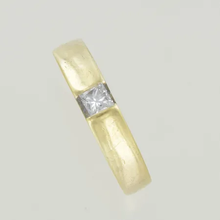 Ring Georg Jensen med diamant 0,16ct, Ø 16,5 mm, graverad, 18K 5,9 gr Vikt: 5,9 g