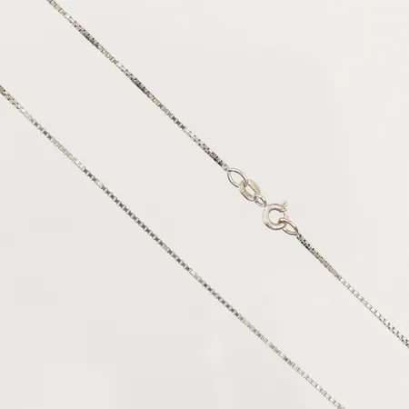 Kedja Venezia, längd 42cm, bredd 0,9mm, vitguld, 18K  Vikt: 3,1 g