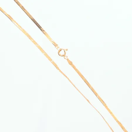 Collier Fiskben längd 45,5cm, bredd 2,1mm, ojämnheter, 18K Vikt: 4,1 g