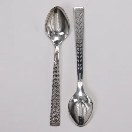 2 Kaffeskedar, längd 11cm, Norway, silver 830/1000 Vikt: 19,3 g