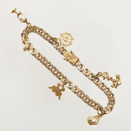 Armband Bismarck med fem berlocker, ca 19cm, bredd 5,5mm, 1 berlock saknas, Boliden år 1961, 18K Vikt: 17,4 g