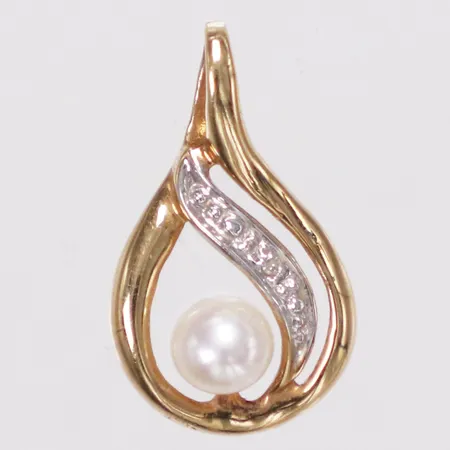 Hänge med diamant 1xca 0,002ct samt odlade pärla, längd 16,9mm inkl ögla, bredd 10,1mm, tvåfärgad, 18K Vikt: 0,6 g