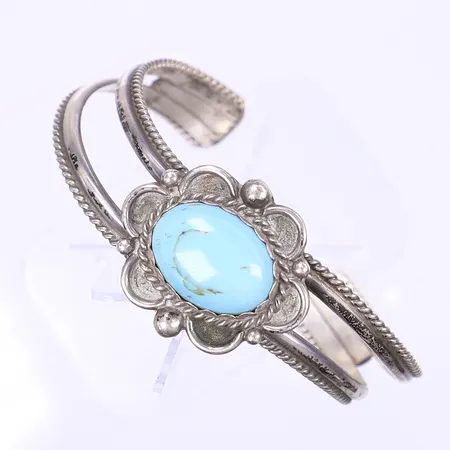 Armband stelt med turkos sten innermått Ø6cm bredd 11-25mm silver 925/1000 Vikt: 21,7 g