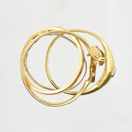 Diverse defekt guld med stenar, 18K. Vikt: 5,6 g