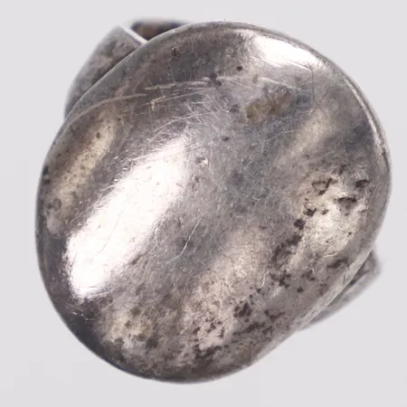 Ring, skev skena, bucklig, silver 925/1000 Vikt: 5,3 g