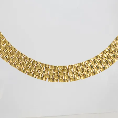 Collier korridorlänk, längd ca 43cm, bredd 19mm, repig, 18K Vikt: 251,4 g