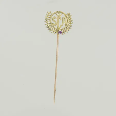 Slipsnål SCA med sten , längd 6 cm, 18K Vikt: 2,7 g