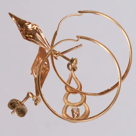 Diverse guld, defekt, 18K Vikt: 2,4 g