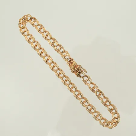 Armband Bismarck, längd 20,5cm bredd 6mm, skeva länkdelar, 18K, 9,2g Vikt: 9,2 g