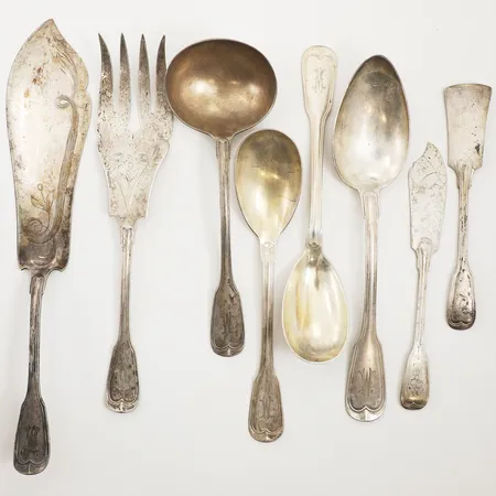 Åtta serveringsbestick, monogramgravyr, Tyskland, 800/1000 silver Vikt: 470,3 g