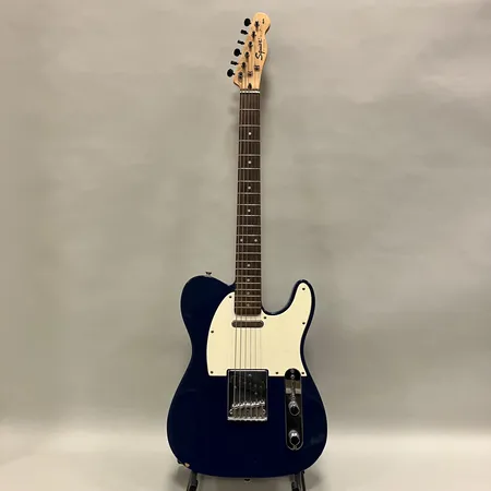 Elgitarr, Squier Telecaster Standard by Fender, Indonesien, SN: IC 00026281, plasthatt till switch saknas, repor, stötskador, hardcase passar ej gitarren, Skickas med Bussgods eller PostNord