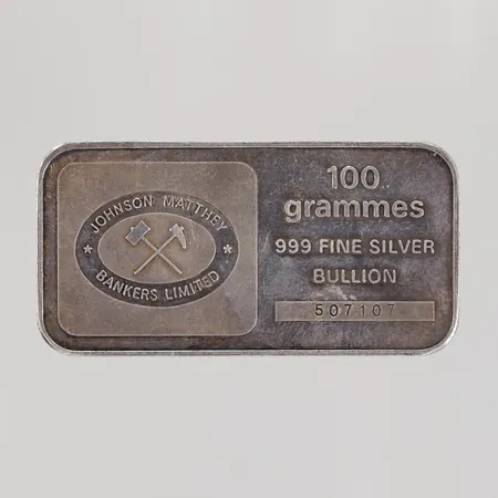 Silvertacka Johnson Matthey Bankers Limited, 100 grammes 999 Fine silver nr 507107, ca 35x68mm, Silver 999/1000  Vikt: 100 g