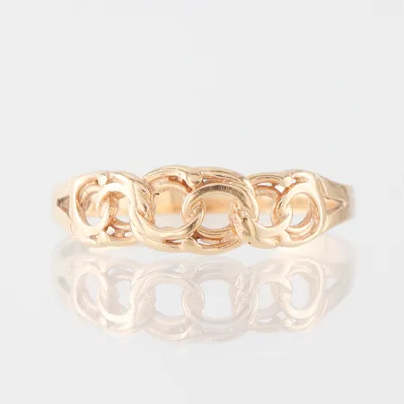 Ring 18k Bismarck,Sävsjö Guldsmeds AB,storlek 18 ¼ mm, bredd 1.7-5 mm. Vikt: 1,6 g