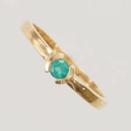 Ring Ø17¼, bredd:4mm, grön sten, 18K 2,7g.