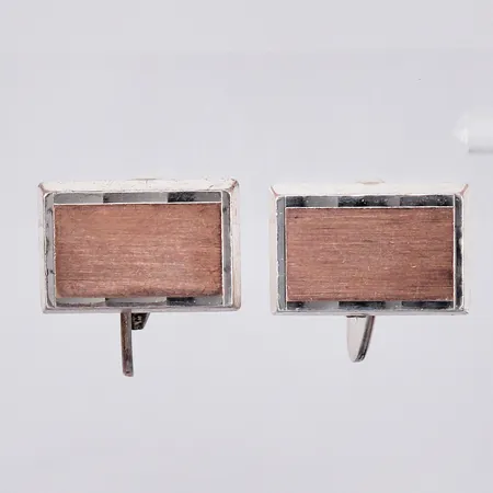 Ett par manschettknappar med förgylld detalj, svensk importstämpel, ca 20x14mm, 830/1000 silver Vikt: 12,7 g