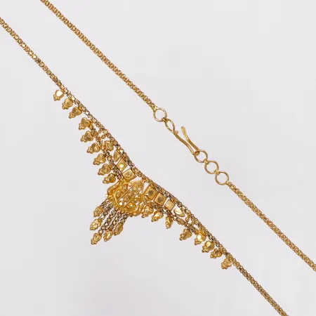 Collier filigran, längd 37,5-38,5cm, bredd 1,8-30mm, defekt, ojämnheter, 22K Vikt: 8,1 g