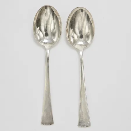 Två bordssked, längd ca 17,5cm, Hallbergs Guldsmeds Ab C G, år 1954, 830/1000 silver Vikt: 97,2 g