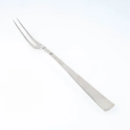 Rosenholm i silver (830/1000): en uppläggningsgaffel. Den är 177 mm lång och väger 26g. GAB. Bruksskick.