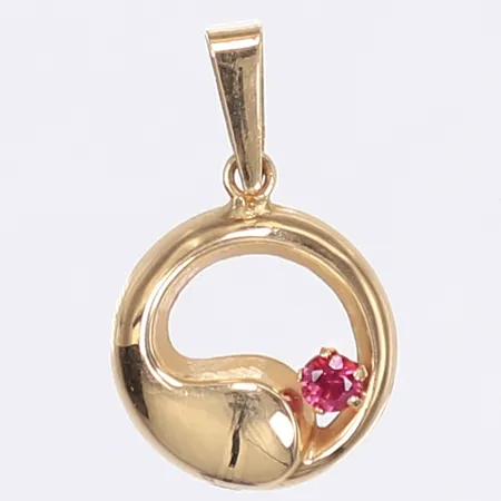 Hänge med röd sten Ø14mm 18K Vikt: 0,7 g