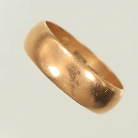 Slät ring stl 19¾, bredd 7mm, 18K, 7,8g Vikt: 7,8 g