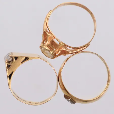 3 Ringar med stenar, skeva, 18K Vikt: 6,4 g